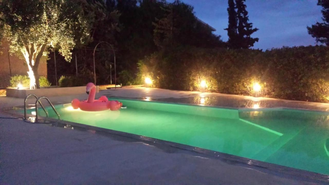 Villa Flore - Penthouse - Apartment In Villa カステルダッチャ エクステリア 写真