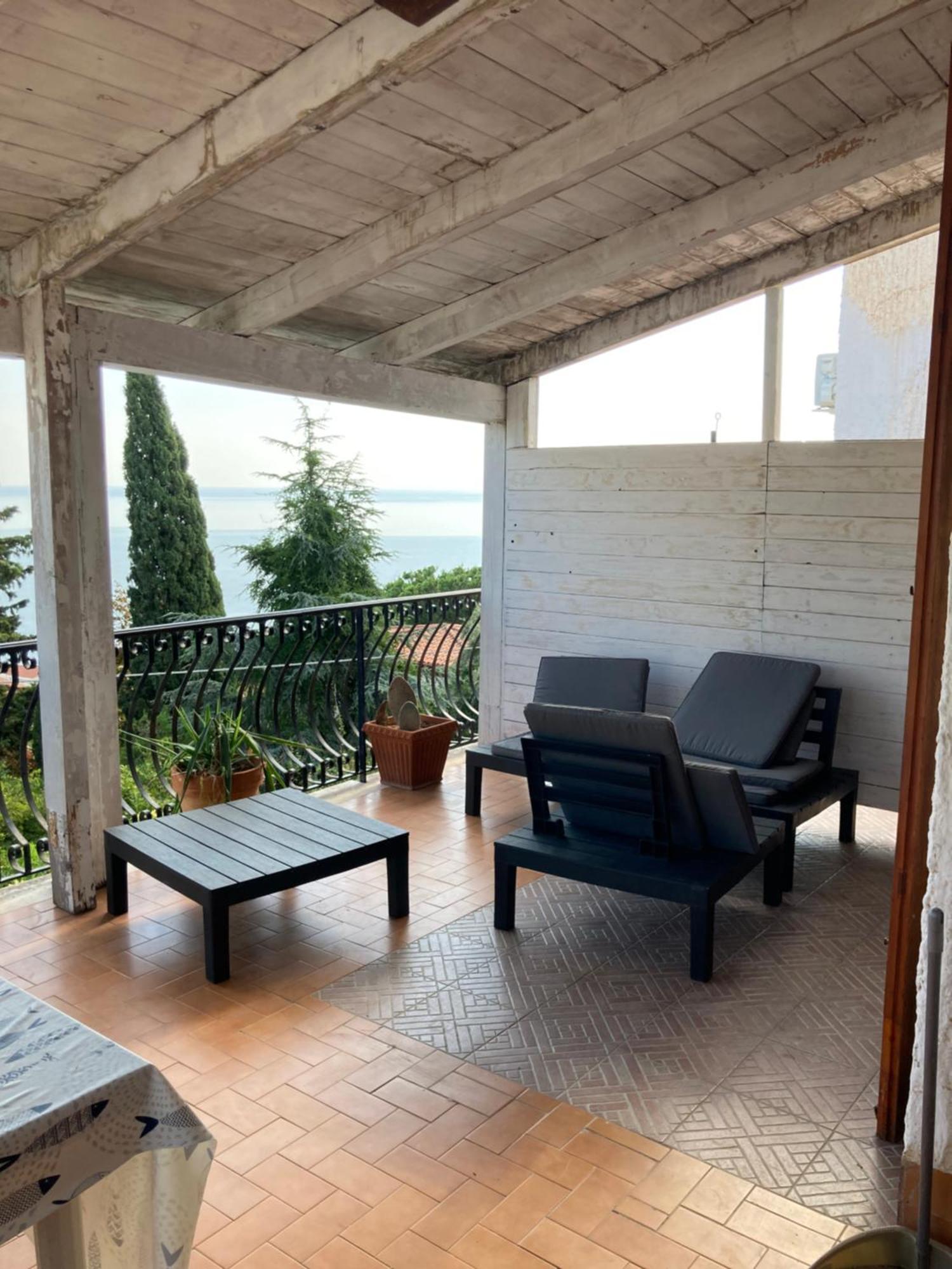 Villa Flore - Penthouse - Apartment In Villa カステルダッチャ エクステリア 写真